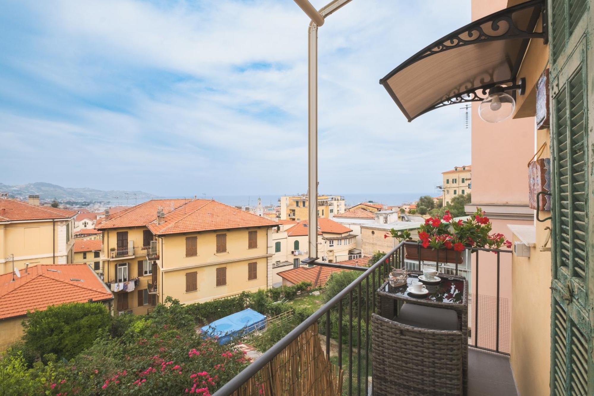 Matty'S Home - Center - Sea View - Free Parking - Strategic Area Sanremo Exterior photo